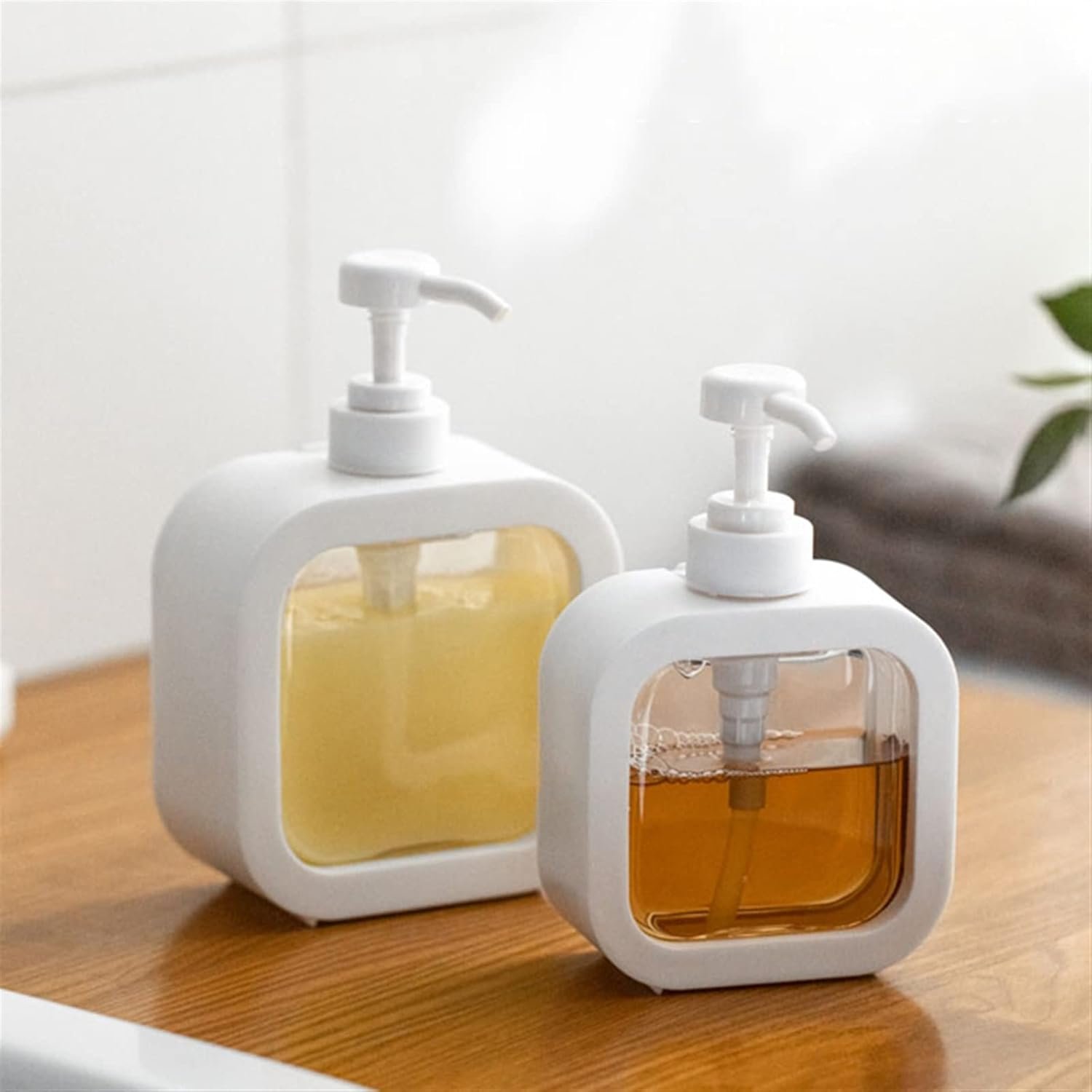Portable Refillable Soap Dispenser Bottle | 300ml 500ml Clear Pump Bottle for Kitchen Bathroom Shower Lotion Shampoo - Image 4