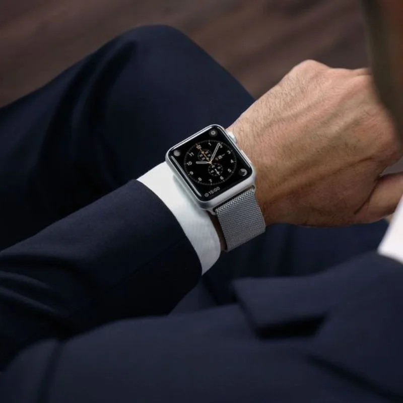 Silver | Apple Watch Milanese Magnetic Loop Strap | Stainless Steel Band | 42mm / 44mm / 45mm - Image 3